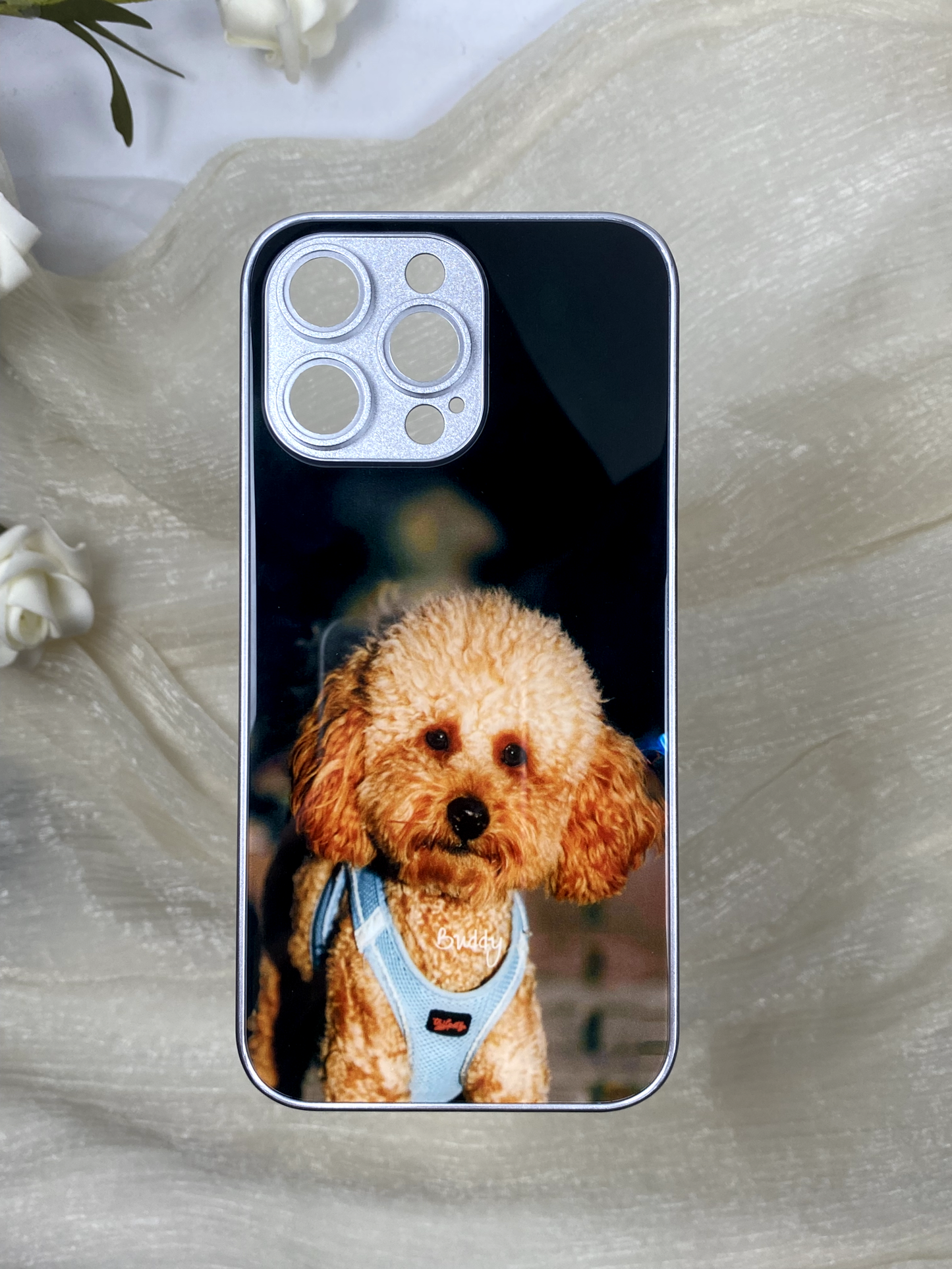 Guarde com carinho os momentos mais emocionantes do seu cão – Personalize a capa do seu telemóvel com a sua fotografia!