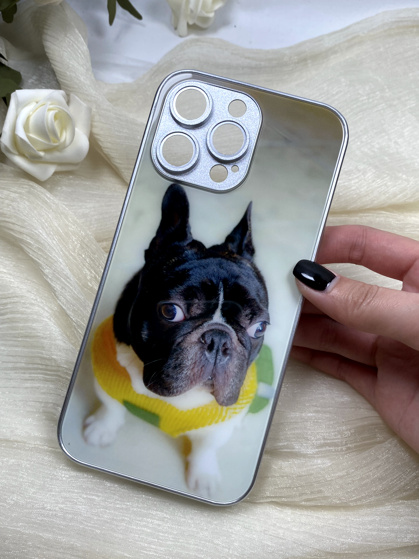 Guarde com carinho os momentos mais emocionantes do seu cão – Personalize a capa do seu telemóvel com a sua fotografia!