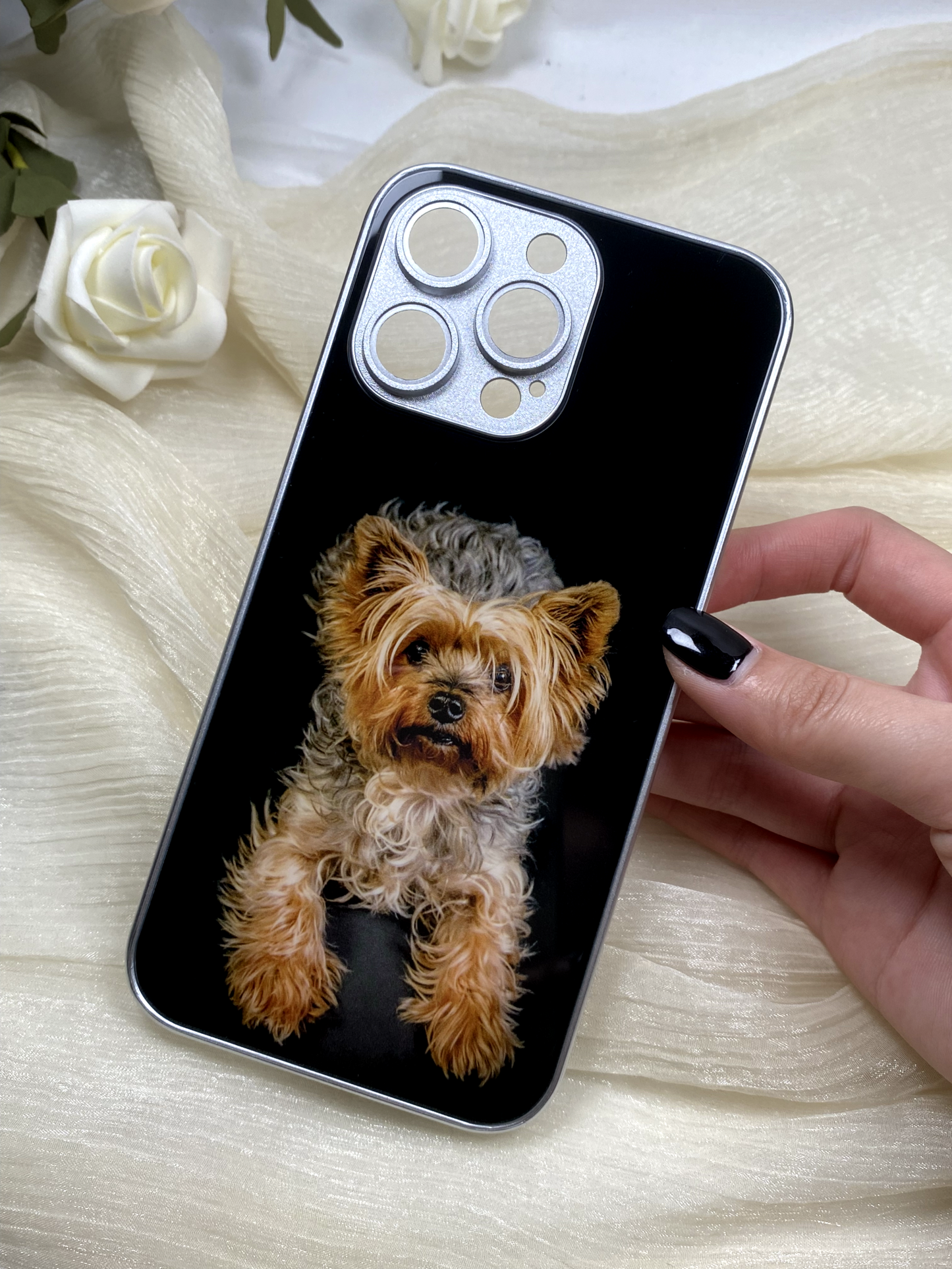 Guarde com carinho os momentos mais emocionantes do seu cão – Personalize a capa do seu telemóvel com a sua fotografia!