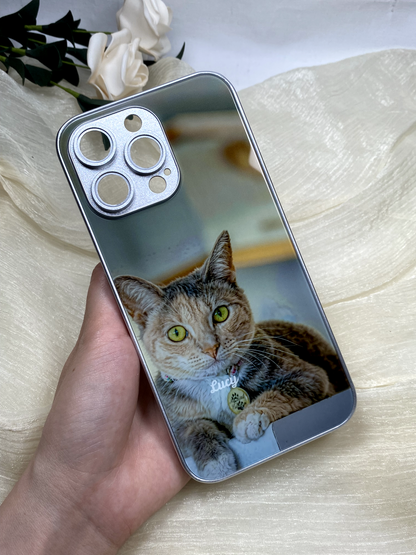 Dê um toque especial ao seu telemóvel com uma capa personalizada com o tema dos gatos!