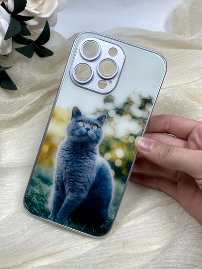 Dê um toque especial ao seu telemóvel com uma capa personalizada com o tema dos gatos!