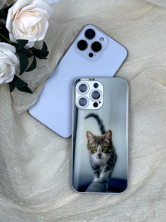 Bring Your Cat’s Personality to Life on Your Phone Case!