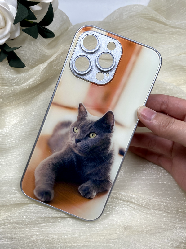 Upload Your Cat’s Picture & Get a Case That Pops!