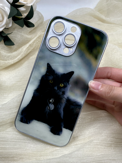 Dê um toque especial ao seu telemóvel com uma capa personalizada com o tema dos gatos!