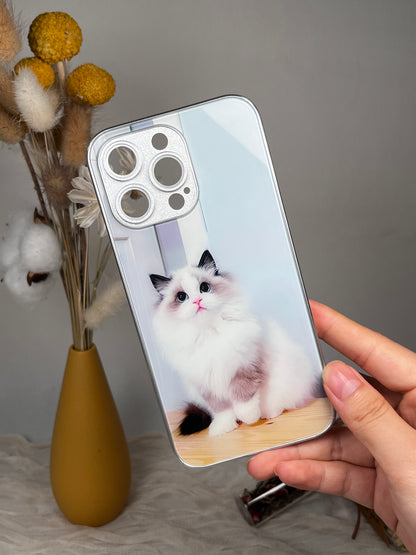 Dê um toque especial ao seu telemóvel com uma capa personalizada com o tema dos gatos!