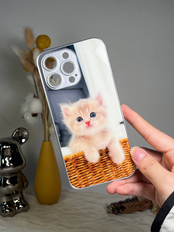 Cat-tastic Phone Cases: Personalize with Your Feline Friend!
